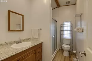 655 NE Burnett Rd, McMinnville, OR 97128 - Photo 20