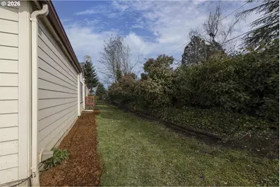 655 NE Burnett Rd #9, McMinnville, OR 97128 - Photo 28
