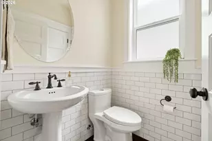 7936 N Wayland Ave, Portland, OR 97203 - Photo 24