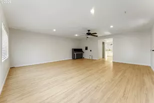 1550 Tierra Lynn Dr, Woodburn, OR 97071 - Photo 12