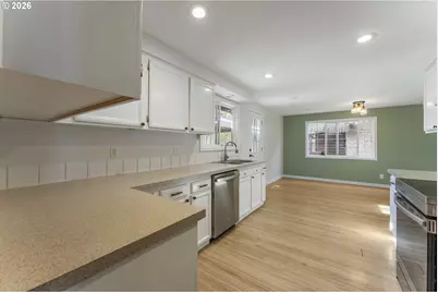 1550 Tierra Lynn Dr, Woodburn, OR 97071 - Photo 6