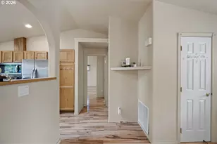 25133 Allure Ave, Veneta, OR 97487 - Photo 8