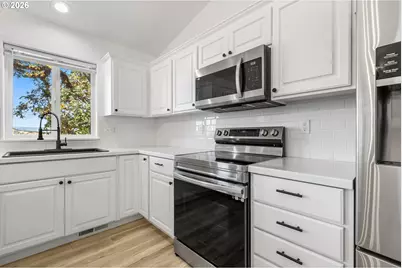 1485 SE Parkwood Dr, Roseburg, OR 97470 - Photo 14