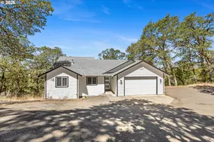 1485 SE Parkwood Dr, Roseburg, OR 97470 - Photo 2