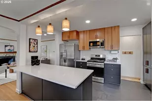 6315 N Curtis Ave, Portland, OR 97217 - Photo 8