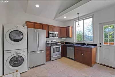 6315 N Curtis Ave, Portland, OR 97217 - Photo 30