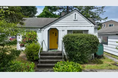 1020 N Roosevelt Dr, Seaside, OR 97138 - Photo 1