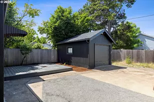 4727 NE 33rd Ave, Portland, OR 97211 - Photo 16