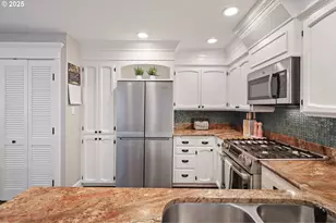 6275 Clubhouse Cir, West Linn, OR 97068 - Photo 22