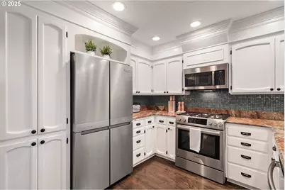 6275 Clubhouse Cir, West Linn, OR 97068 - Photo 20