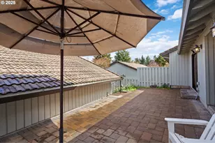 6275 Clubhouse Cir, West Linn, OR 97068 - Photo 46