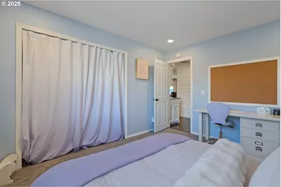 6275 Clubhouse Cir, West Linn, OR 97068 - Photo 32