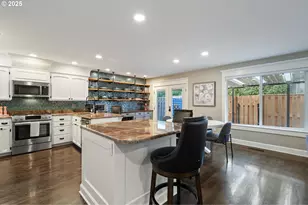 6275 Clubhouse Cir, West Linn, OR 97068 - Photo 16