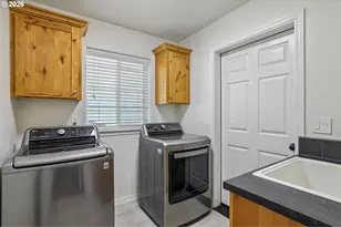 2137 N Legacy Dr, Newberg, OR 97132 - Photo 20