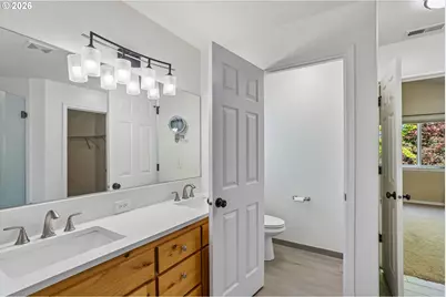 2137 N Legacy Dr, Newberg, OR 97132 - Photo 28