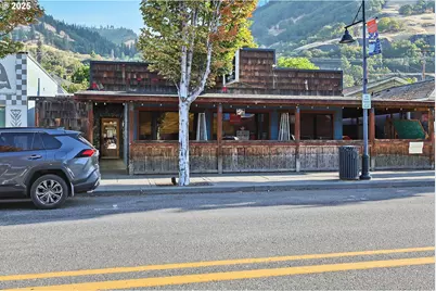 216 W Steuben St, Bingen, WA 98605 - Photo 2