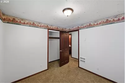 955 State St, North Bend, OR 97459 - Photo 20