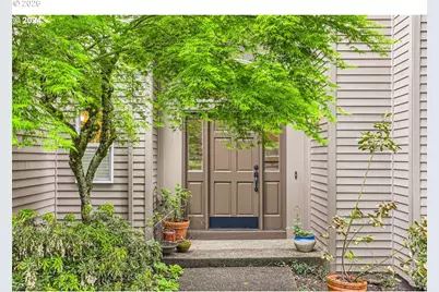 15093 SW Ashley Dr, Portland, OR 97224 - Photo 2