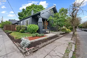 1706 SE 49th Ave, Portland, OR 97215 - Photo 2