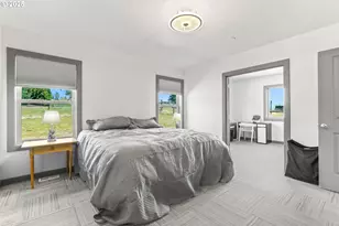 31708 NE Wand Rd, Troutdale, OR 97060 - Photo 12