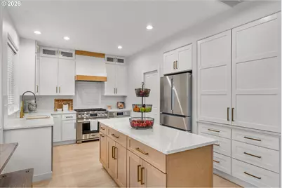 31424 SW Orchard Dr, Wilsonville, OR 97070 - Photo 4