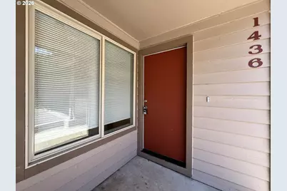 1436 Village Park Pl, West Linn, OR 97068 - Photo 4