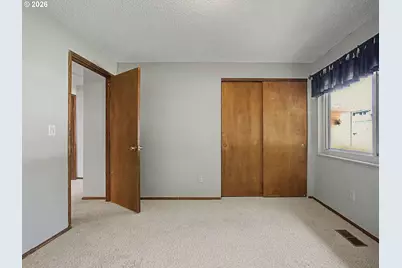 3550 SW 2nd St, Gresham, OR 97030 - Photo 24