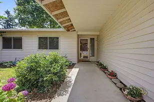 3550 SW 2nd St, Gresham, OR 97030 - Photo 4