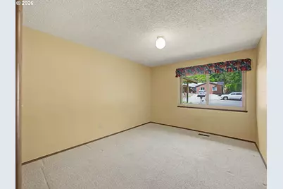 3550 SW 2nd St, Gresham, OR 97030 - Photo 26