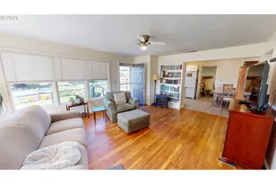 94130 4th St, Gold Beach, OR 97444 - Photo 18