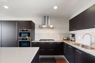 311 NW 12th Ave, Portland, OR 97209 - Photo 22