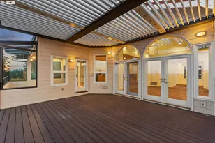 9101 NE Cliff St, Portland, OR 97220 - Photo 14