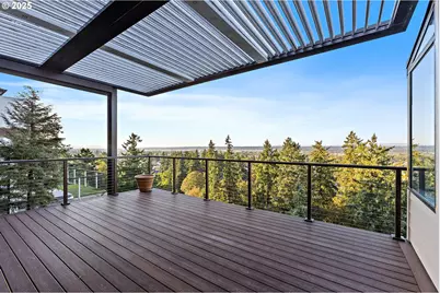 9101 NE Cliff St, Portland, OR 97220 - Photo 10