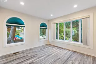 9101 NE Cliff St, Portland, OR 97220 - Photo 22