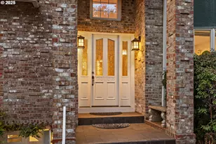 9101 NE Cliff St, Portland, OR 97220 - Photo 2