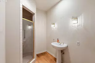 9101 NE Cliff St, Portland, OR 97220 - Photo 22