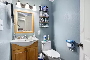 2133 NW Watters St, Roseburg, OR 97471 - Photo 22