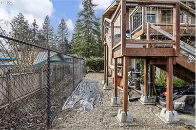 2133 NW Watters St, Roseburg, OR 97471 - Photo 28