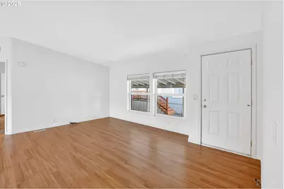 1949 SE Palmquist Rd #7, Gresham, OR 97080 - Photo 4