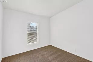 1949 SE Palmquist Rd, Gresham, OR 97080 - Photo 16