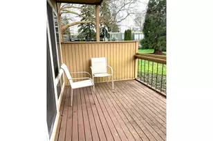 1661 NW Lakeway Ln, Beaverton, OR 97006 - Photo 18