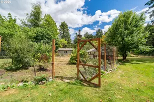 6776 Rochester St NE, Salem, OR 97305 - Photo 32