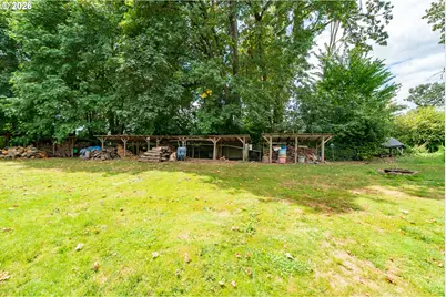 6776 Rochester St NE, Salem, OR 97305 - Photo 36