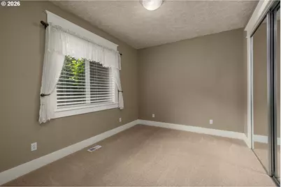 16 SE 46th Dr, Gresham, OR 97080 - Photo 28