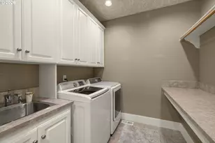 16 SE 46th Dr, Gresham, OR 97080 - Photo 30
