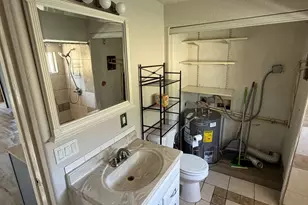 11612 N Island Cove Ln, Portland, OR 97217 - Photo 24
