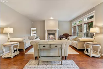 6338 SE Dunbar Dr, Portland, OR 97236 - Photo 16