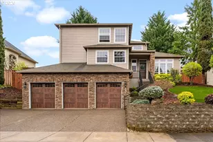 6338 SE Dunbar Dr, Portland, OR 97236 - Photo 4