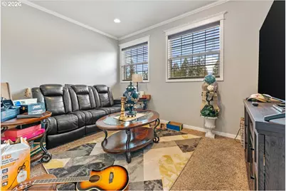 6338 SE Dunbar Dr, Portland, OR 97236 - Photo 34