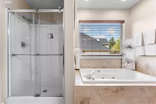 6338 SE Dunbar Dr, Portland, OR 97236 - Photo 26